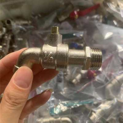 タイのビブコック 水道蛇口 SANWA型ビブコック