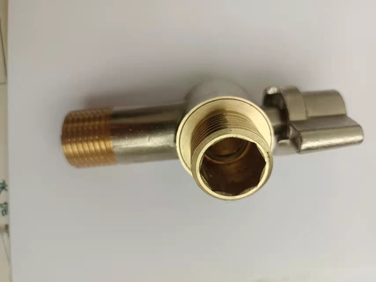 安全DN20-NPT配管の角度弁の三角形の角度弁1/2inch